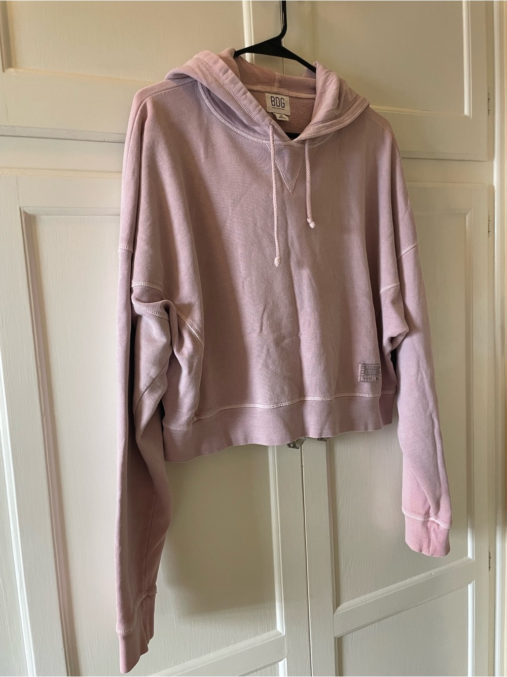 BDG Dusty Lavender Cropped Hoodie